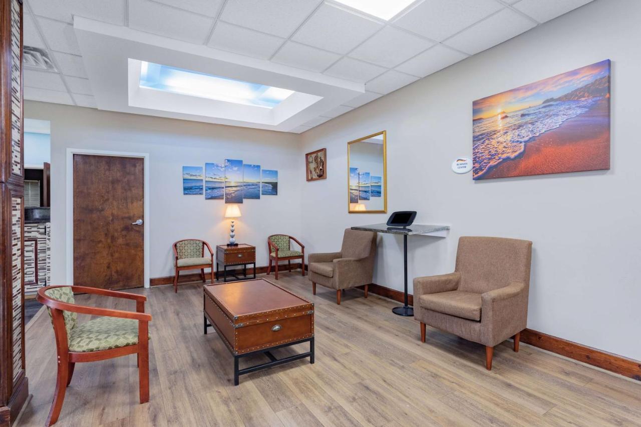 Baymont By Wyndham Midway Tallahassee Екстериор снимка