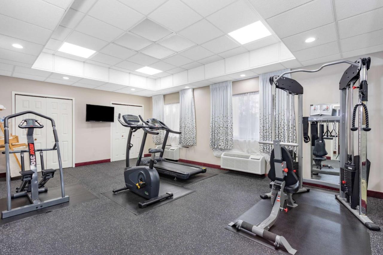 Baymont By Wyndham Midway Tallahassee Екстериор снимка