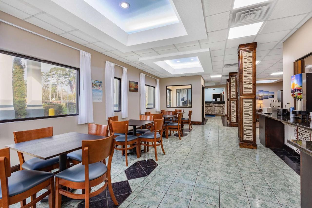 Baymont By Wyndham Midway Tallahassee Екстериор снимка